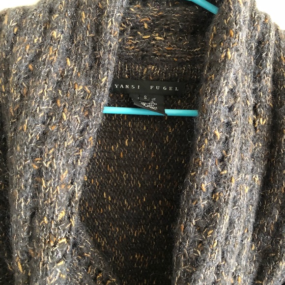 SOLD❗️Oversized Cowl Neck Sweater - Picture 6 of 7